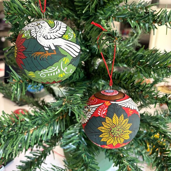 Set of 2 traditional Christmass ornaments from Mexico - Picture 1 of 3